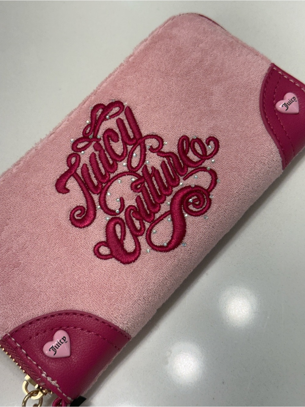 Juicy Couture Two-Tone Pink Zip Wallet with Gold Chain Charm 🍒NWT🍒
